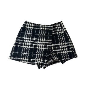 SHEIN‎ Skort Black and White Plaid Houndstooth Mini Shorts Skirt